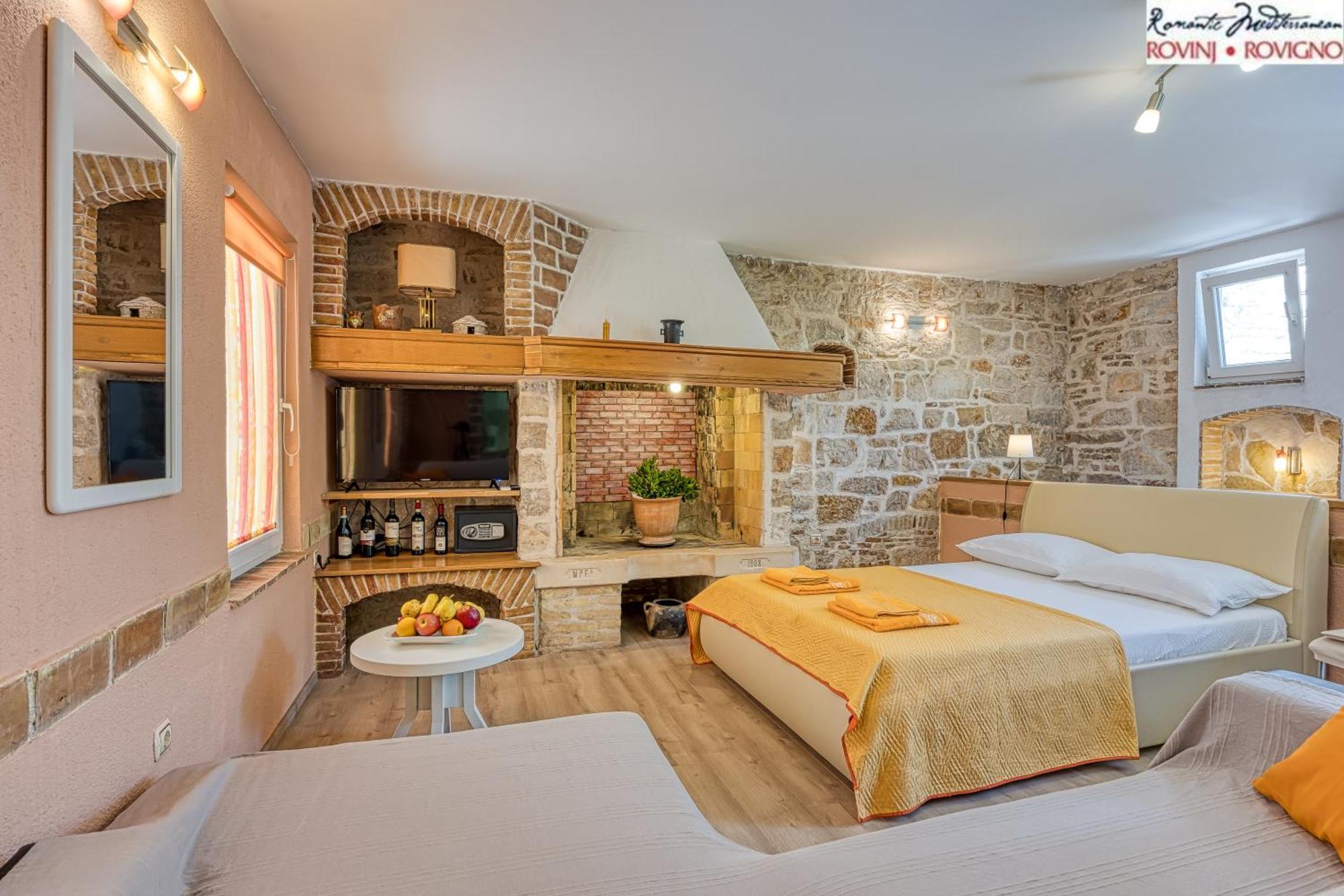 Studios Tommy Rovinj Exterior foto