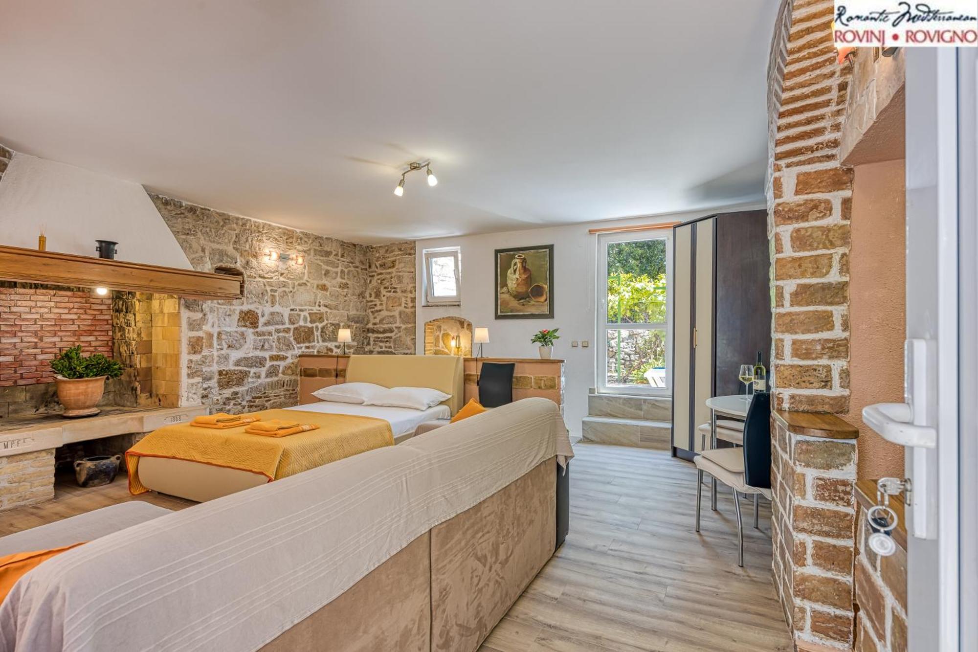 Studios Tommy Rovinj Exterior foto